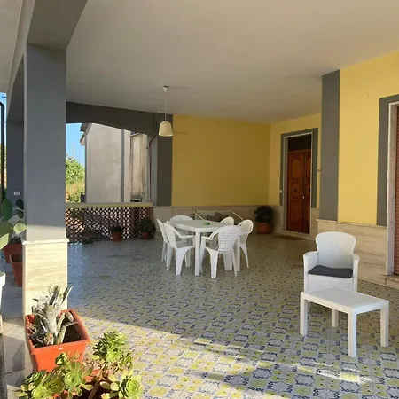 Loretta Feriehus San Mauro Cilento